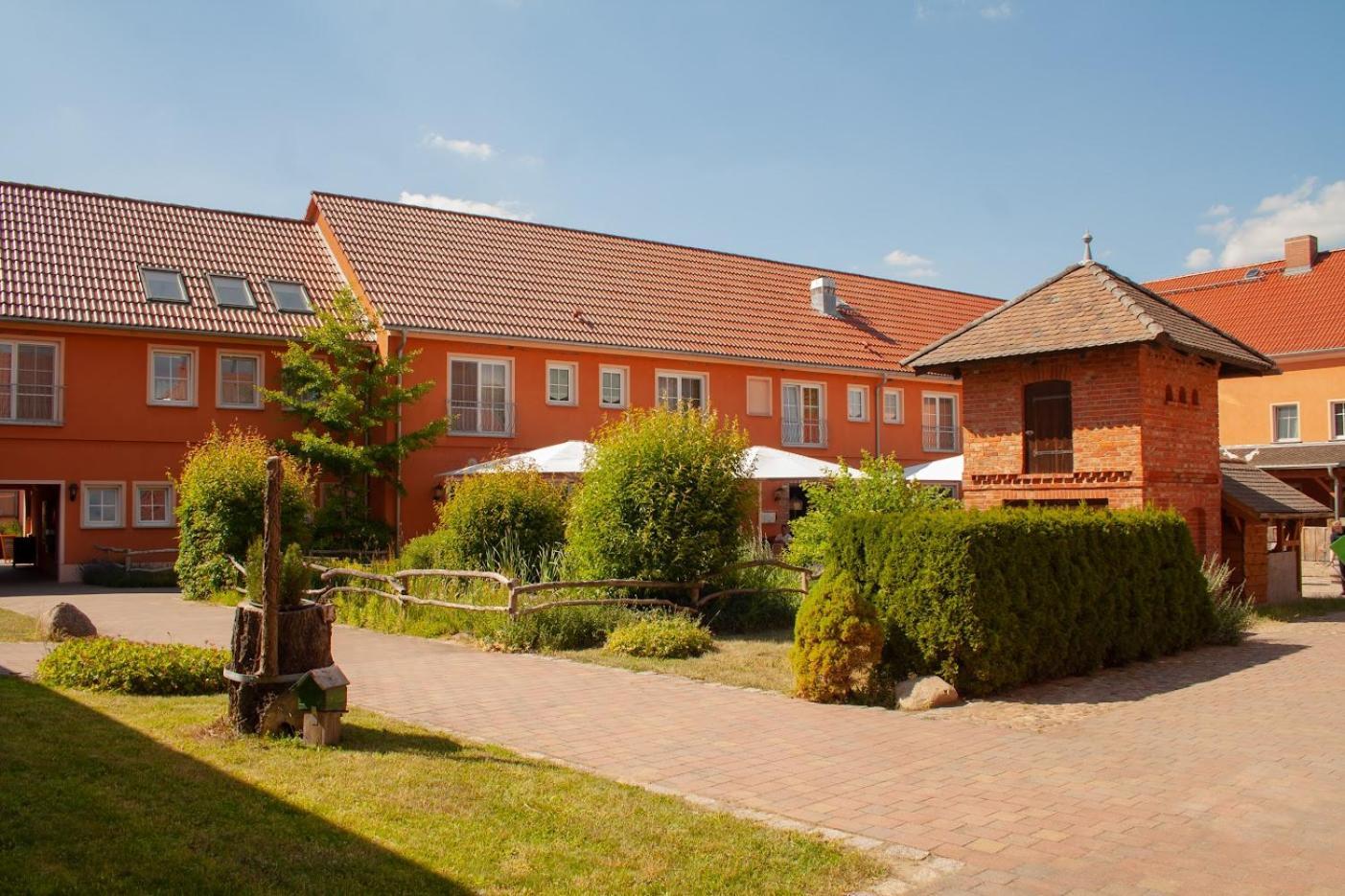 Project June - Ehemals Landgasthof Jueterbog Eksteriør billede